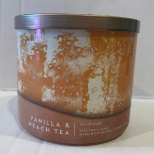 Bath & Body Works Vanilla & Peach Tea 3 Wick Candle